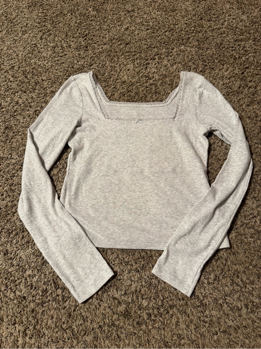American Eagle Outfitters Light Gray Square Neck Ribbed Long-Sleeve Top